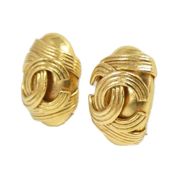 Chanel Earrings - Picture 2 of 3